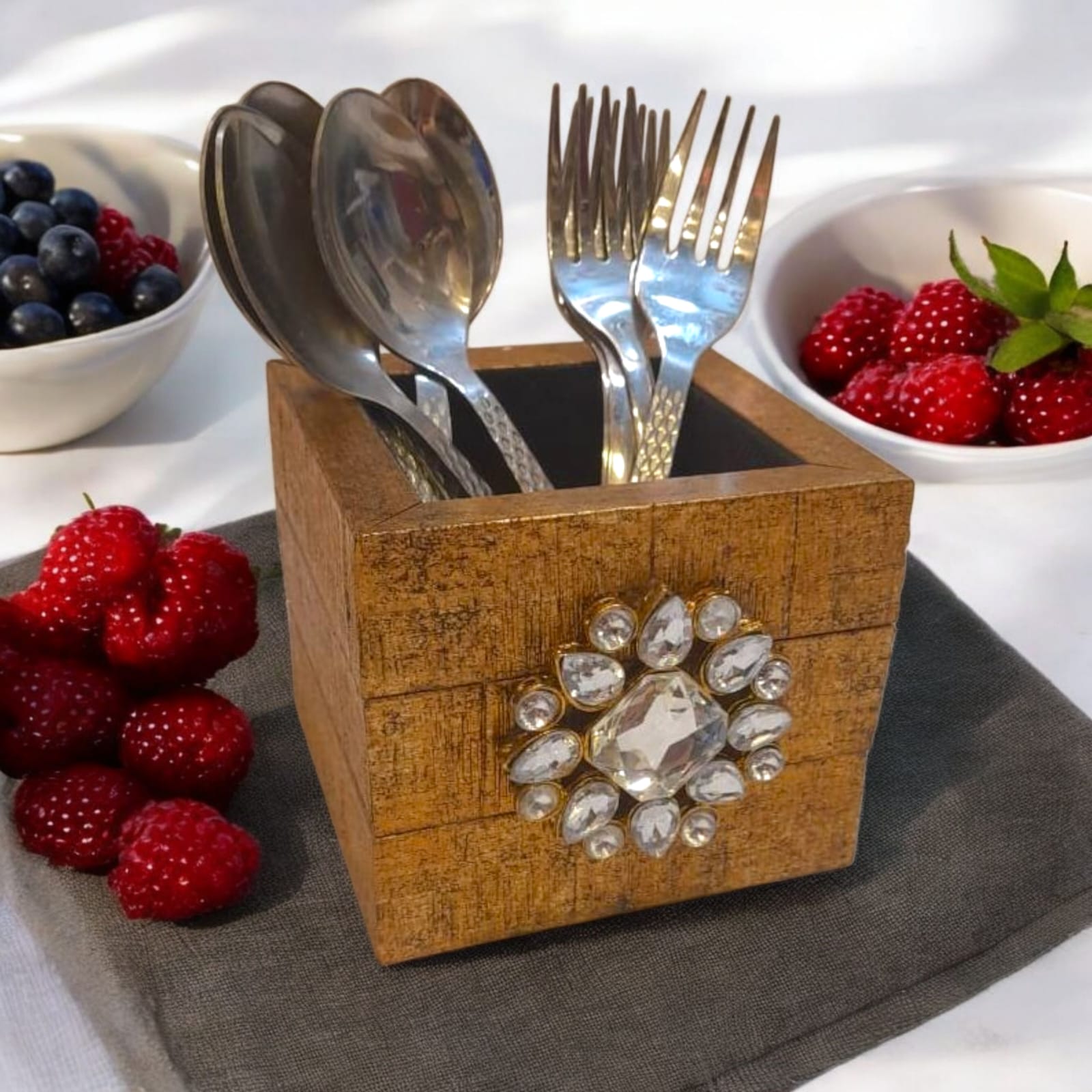 GOLD SMALL CUTLERY STAND